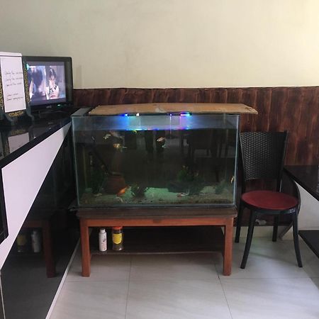 Lasa Kusa Homestay 랄릿푸르 외부 사진